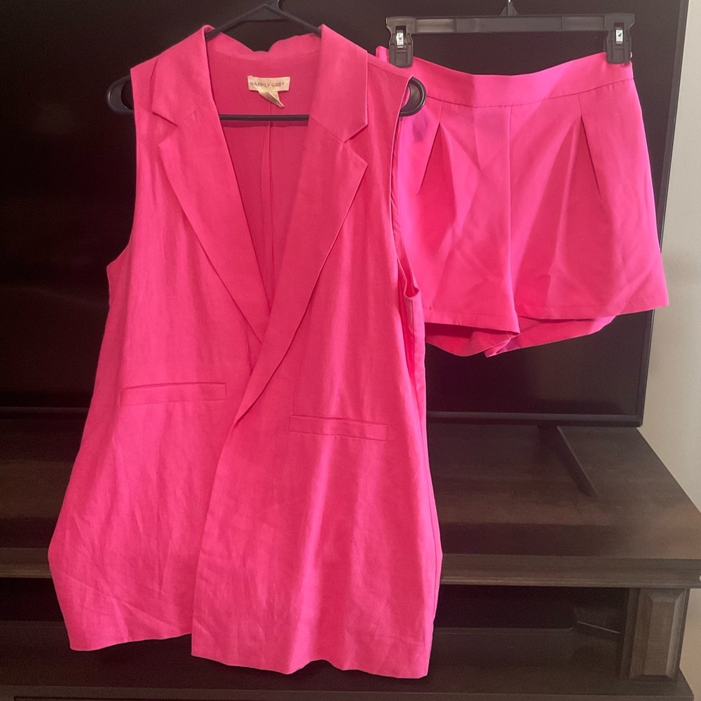 Pink shorts set